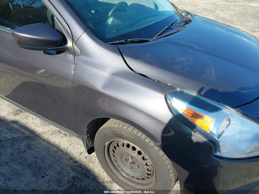 2015 NISSAN VERSA 1.6 SV - 3N1CN7AP0FL942082