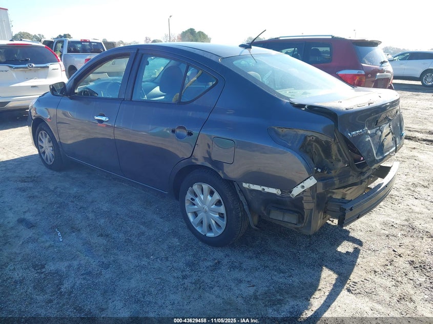 2015 NISSAN VERSA 1.6 SV - 3N1CN7AP0FL942082