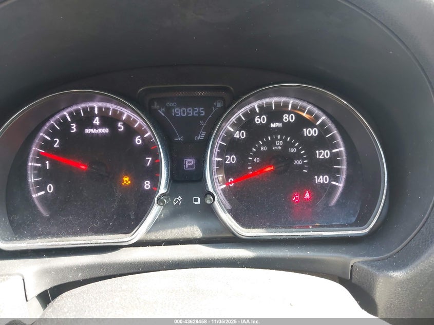 2015 NISSAN VERSA 1.6 SV - 3N1CN7AP0FL942082