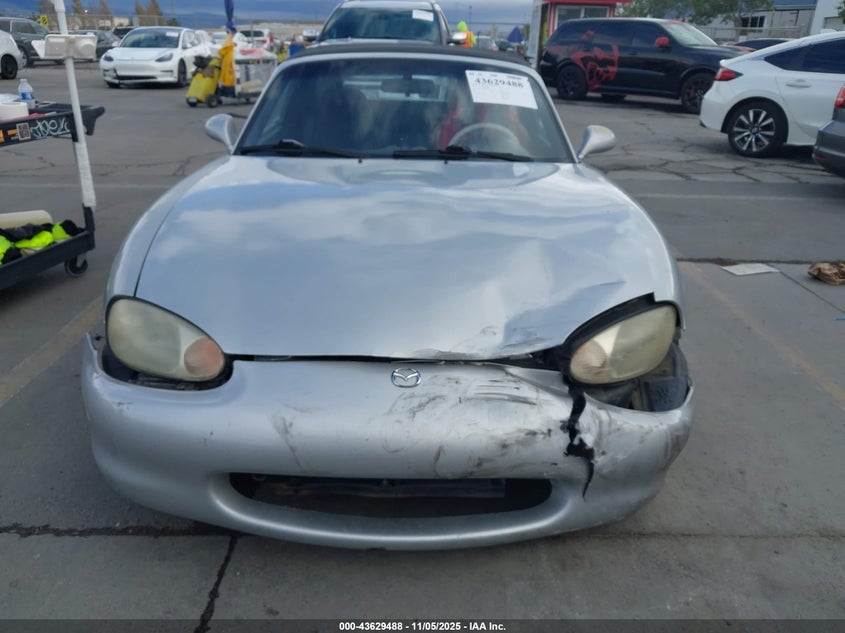 1999 Mazda Mx-5 Miata Leather Pkg/Popular Equipment Pkg/Sports Pkg/Touring Pkg VIN: JM1NB3534X0131320 Lot: 43629488