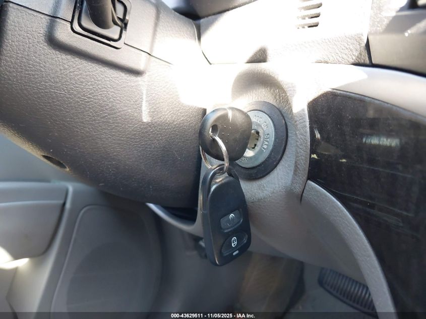 2007 Hyundai Santa Fe Gls VIN: 5NMSG13D47H070748 Lot: 43629511