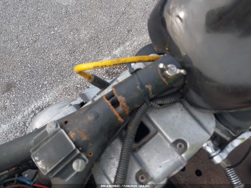 1991 Harley-Davidson Xlh883 H VIN: 1HD4CEM1XMY124906 Lot: 43629543