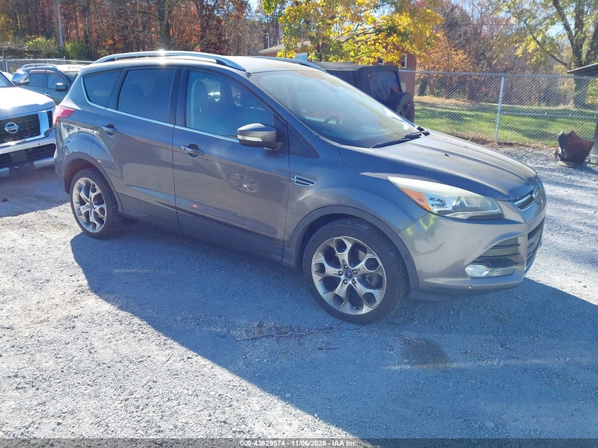 FORD ESCAPE TITANIUM