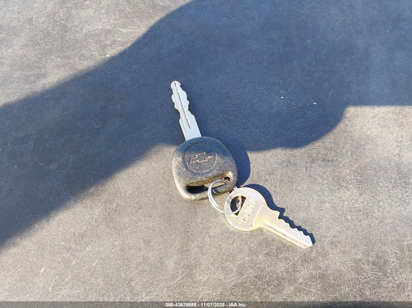 2004 Chevrolet Tahoe Lt VIN: 1GNEC13Z64J117571 Lot: 43629588