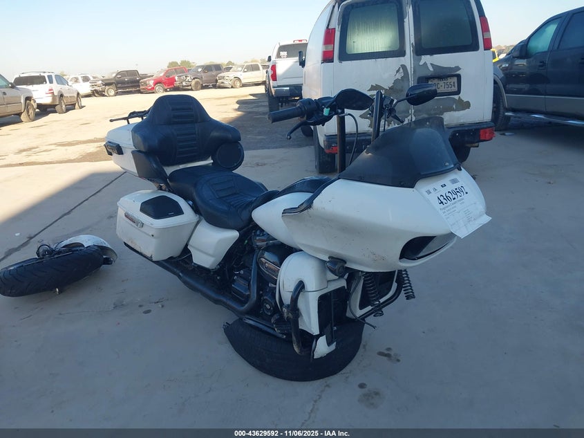 2020 HARLEY-DAVIDSON FLTRXS - 1HD1KTP1XLB658091