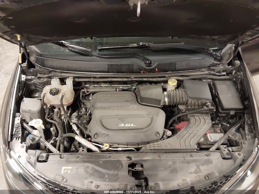 2017 Chrysler Pacifica Touring VIN: 2C4RC1DG5HR748644 Lot: 43629598