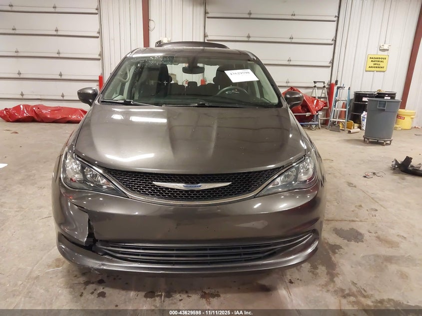 2017 Chrysler Pacifica Touring VIN: 2C4RC1DG5HR748644 Lot: 43629598