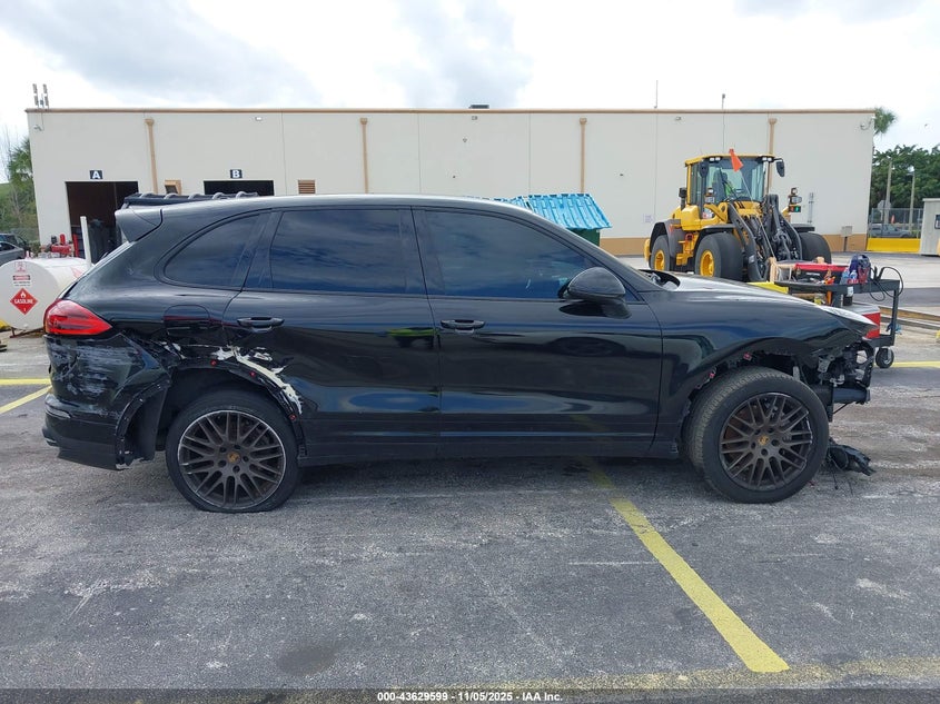 2017 PORSCHE CAYENNE PLATINUM EDITION - WP1AA2A26HKA82909