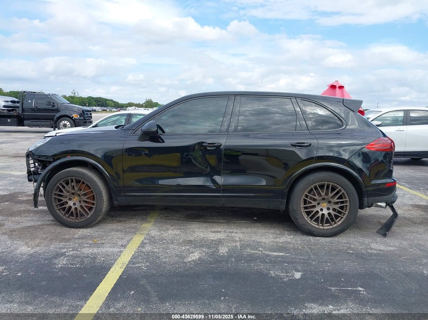 2017 PORSCHE CAYENNE PLATINUM EDITION - WP1AA2A26HKA82909