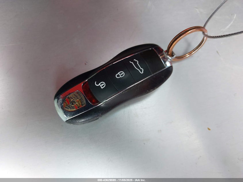 2017 PORSCHE CAYENNE PLATINUM EDITION - WP1AA2A26HKA82909