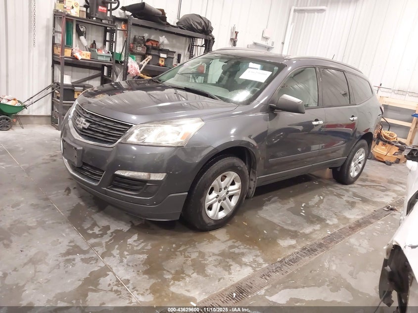 1GNKVFKD0DJ136102 2013 CHEVROLET TRAVERSE photo no. 2