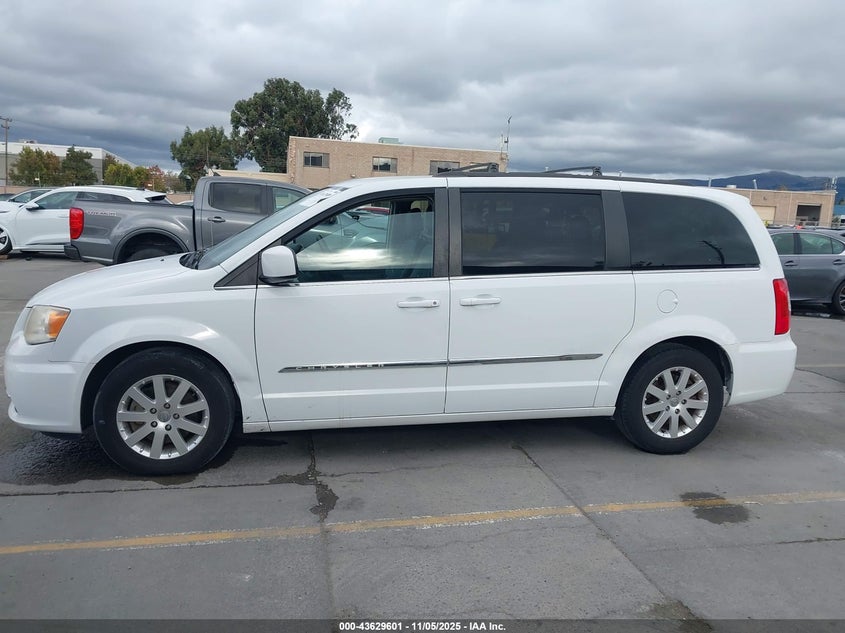 2014 Chrysler Town & Country Touring VIN: 2C4RC1BG8ER435800 Lot: 43629601