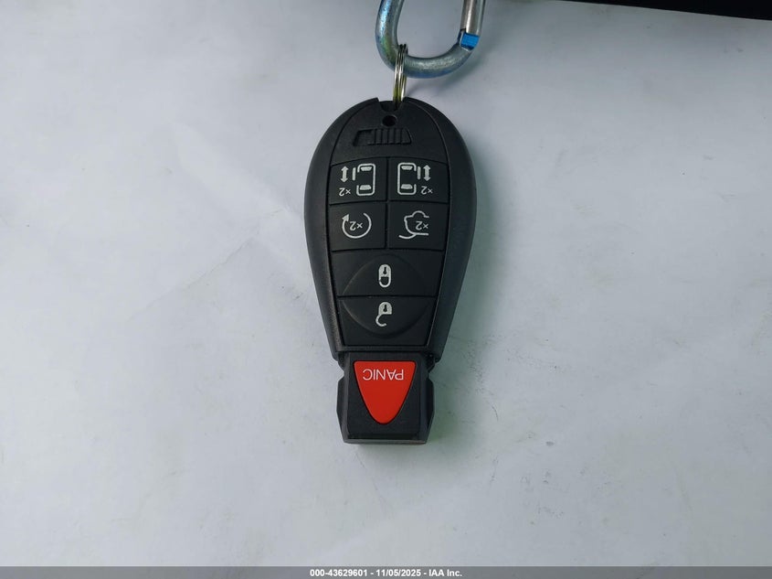 2014 Chrysler Town & Country Touring VIN: 2C4RC1BG8ER435800 Lot: 43629601