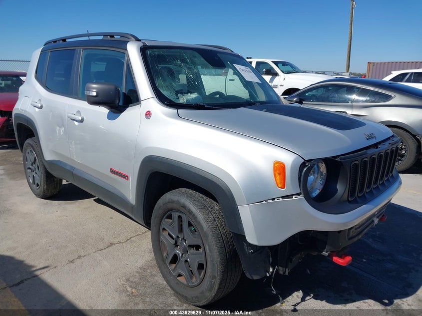 JEEP RENEGADE TRAILHAWK 4X4