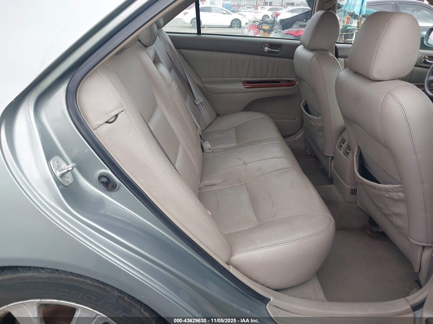 4T1BF32K75U592449 2005 TOYOTA CAMRY photo no. 8