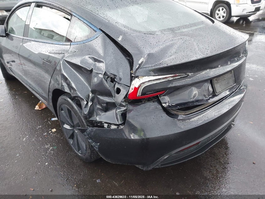 2025 Tesla Model 3 Long Range Rear-Wheel Drive/Standard VIN: 5YJ3E1EA6SF878669 Lot: 43629633