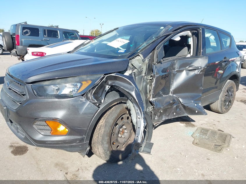 2018 FORD ESCAPE S 1FMCU0F73JUB79386