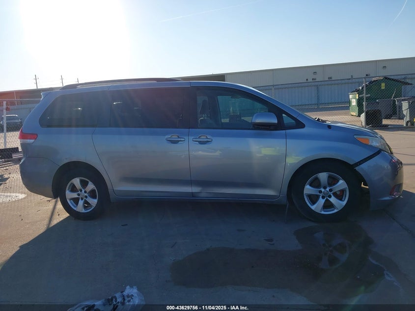 2013 TOYOTA SIENNA LE V6 8 PASSENGER 5TDKK3DC4DS347066