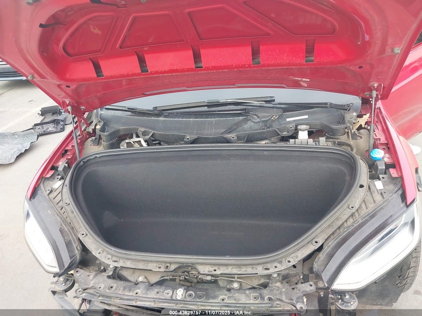 2016 Tesla Model X 60D/P100D/P90D VIN: 5YJXCAE49GF000369 Lot: 43629757