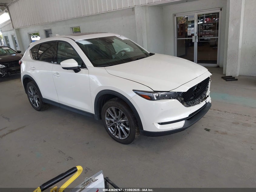 MAZDA CX-5 SIGNATURE