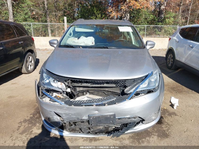 2018 Chrysler Pacifica Touring L VIN: 2C4RC1BG6JR331185 Lot: 43629773