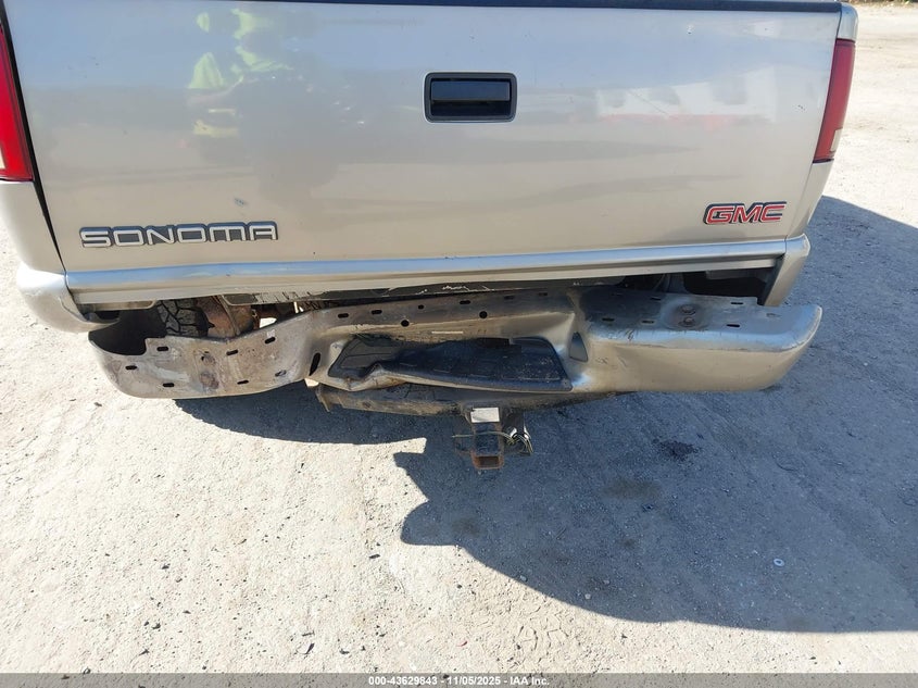 2002 GMC Sonoma Sls VIN: 1GTDT13W52K202595 Lot: 43629843