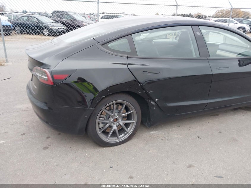 2022 Tesla Model 3 Long Range Dual Motor All-Wheel Drive VIN: 5YJ3E1EB4NF178971 Lot: 43629847