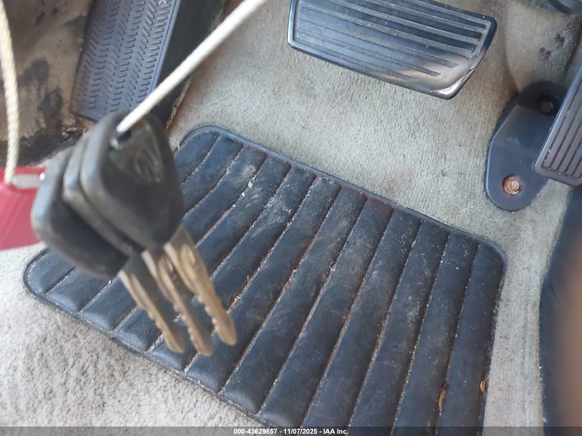 1993 Acura Legend Ls VIN: JH4KA7673PC027848 Lot: 43629857