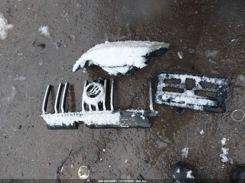 2006 Mercury Mariner Luxury/Premier VIN: 4M2CU57136DJ07228 Lot: 43630061