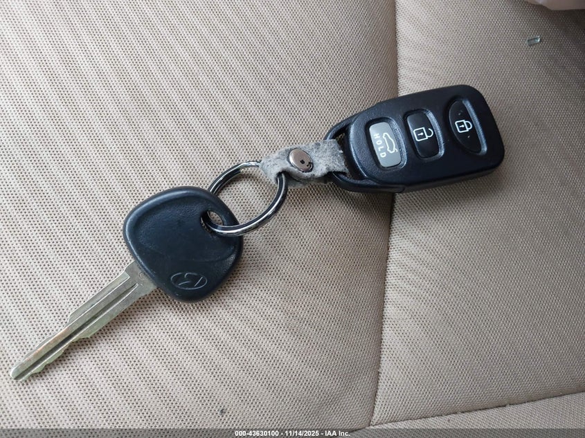 5NPDH4AE1DH254255 2013 HYUNDAI ELANTRA photo no. 11
