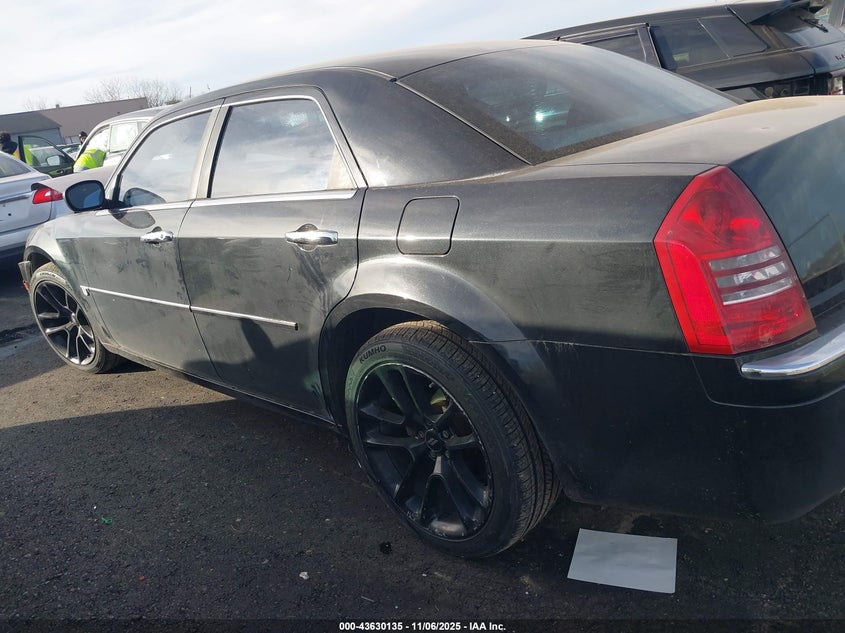 2005 Chrysler 300C VIN: 2C3JA63H45H126553 Lot: 43630135