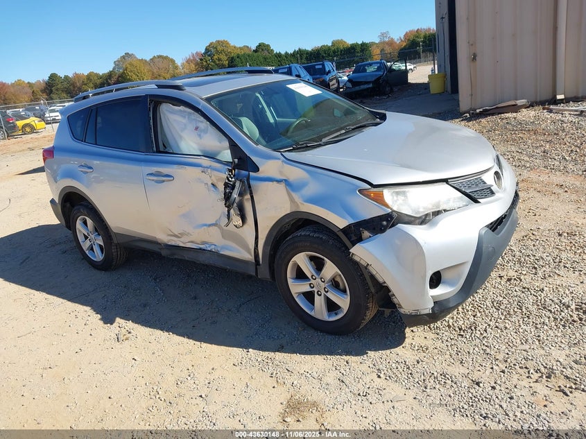 TOYOTA RAV4 XLE