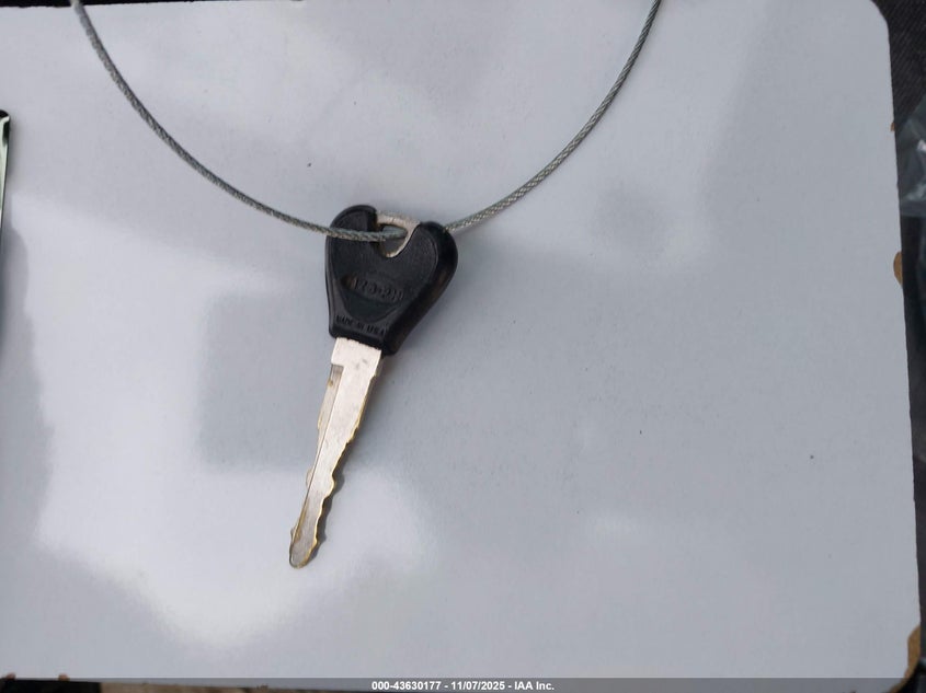 3FAKP113XYR172251 2000 FORD ESCORT photo no. 11