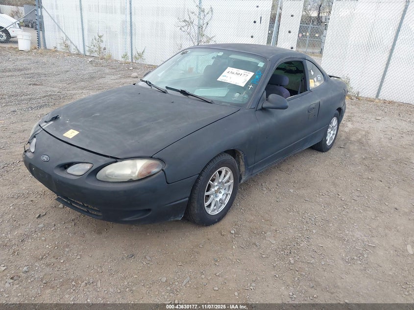 3FAKP113XYR172251 2000 FORD ESCORT photo no. 2