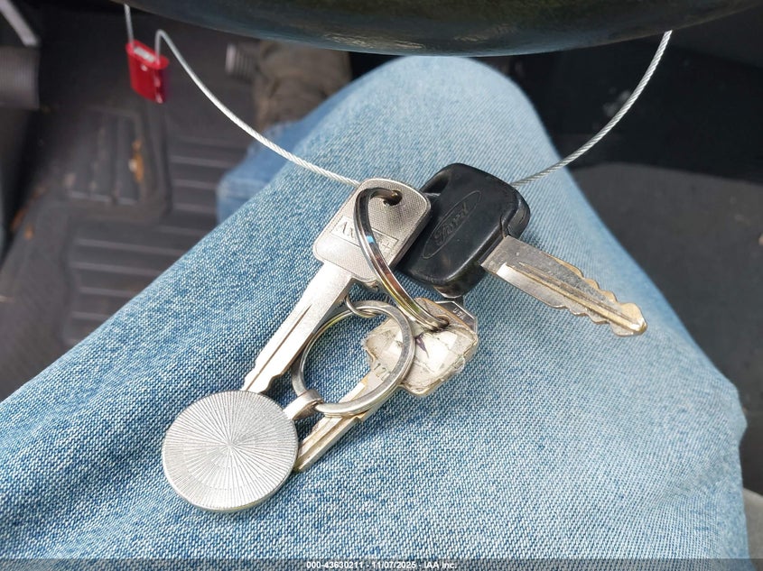 2000 Ford F-150 Lariat/Work Series/Xl/Xlt VIN: 1FTRX18L3YNA21544 Lot: 43630211