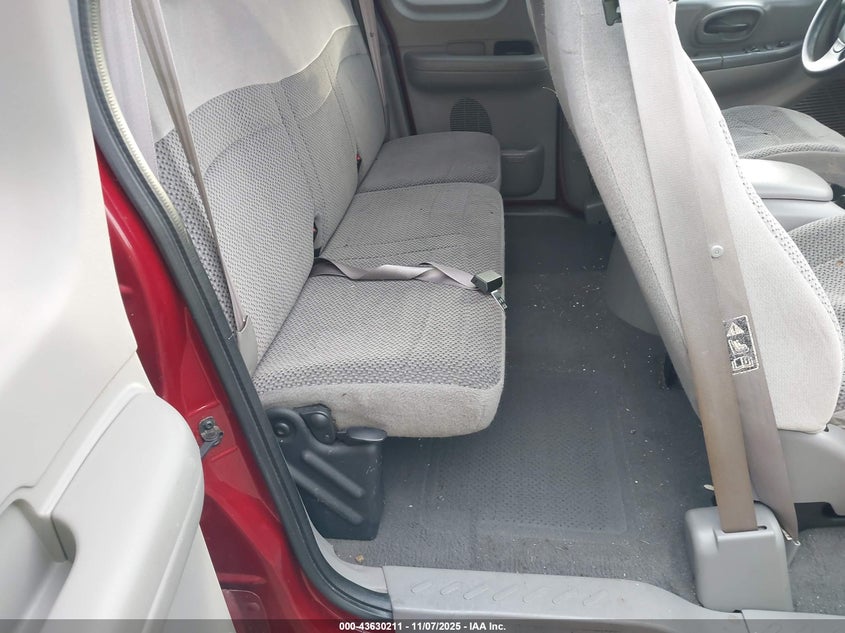 2000 Ford F-150 Lariat/Work Series/Xl/Xlt VIN: 1FTRX18L3YNA21544 Lot: 43630211