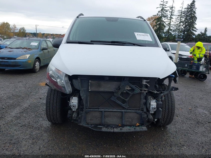 2023 MERCEDES-BENZ METRIS - W1YV0BEY9P4289474