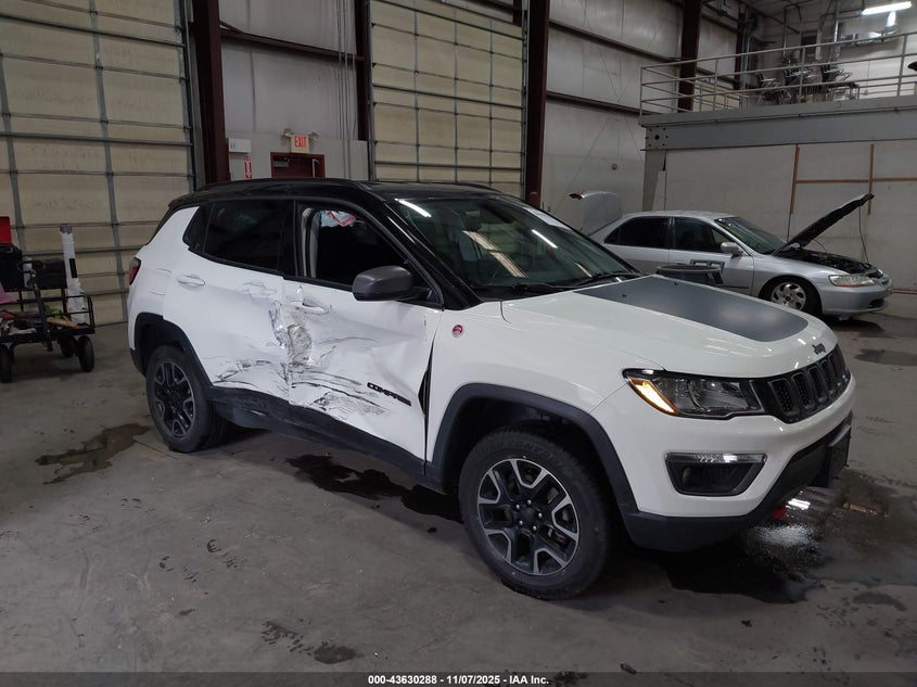 JEEP COMPASS TRAILHAWK 4X4