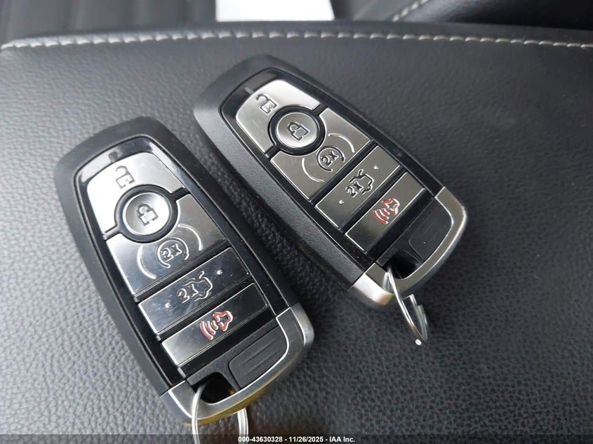 2018 Ford Fusion Se VIN: 3FA6P0HD5JR231044 Lot: 43630328