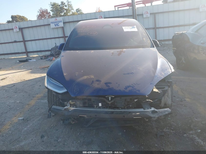 2022 Tesla Model X Plaid Tri Motor All-Wheel Drive VIN: 7SAXCBE67NF331474 Lot: 43630334