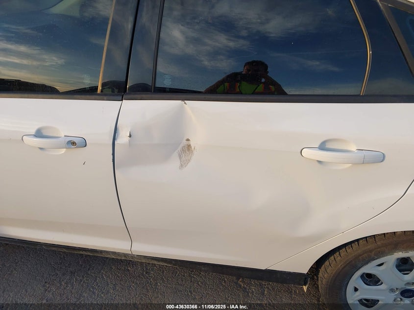 2014 FORD FOCUS SE - 1FADP3F23EL289183