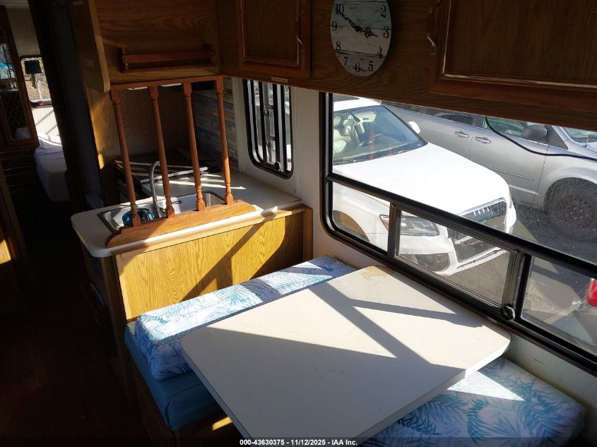 1992 Ford Econoline E350 Cutaway Van VIN: 1FDKE30G4NHA58058 Lot: 43630375