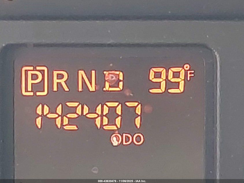 2015 NISSAN NV PASSENGER NV3500 HD SV V8 - 5BZAF0AA4FN852230