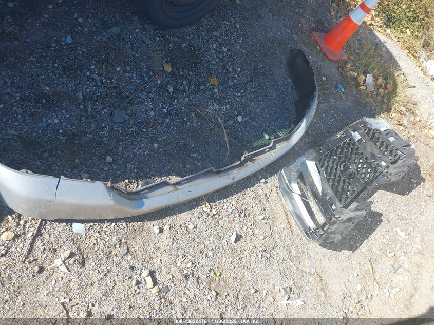 2015 NISSAN NV PASSENGER NV3500 HD SV V8 - 5BZAF0AA4FN852230