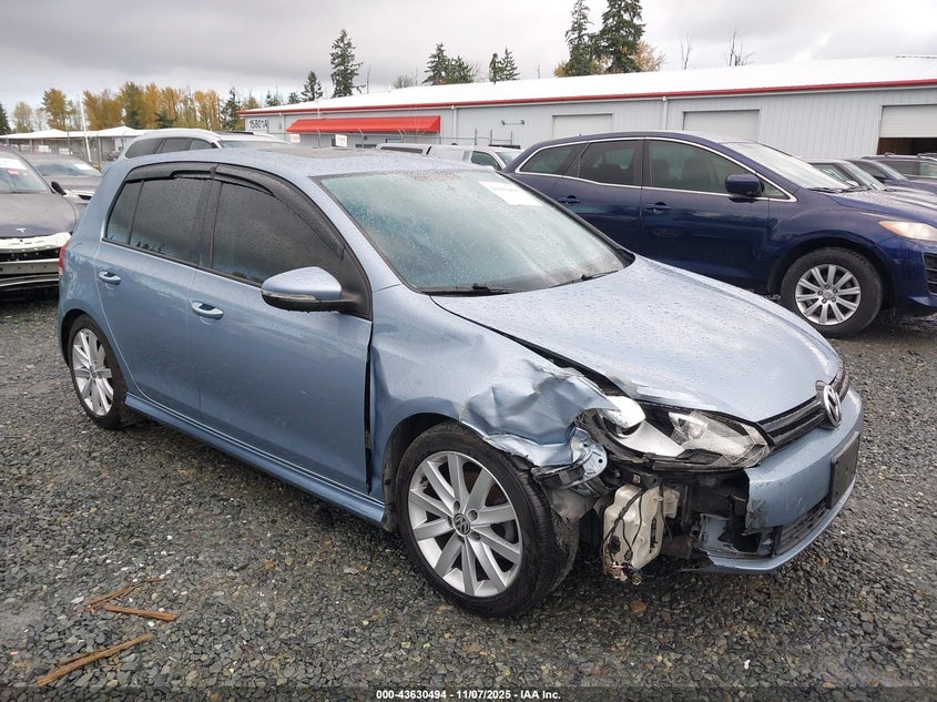 VOLKSWAGEN GOLF TDI 4-DOOR