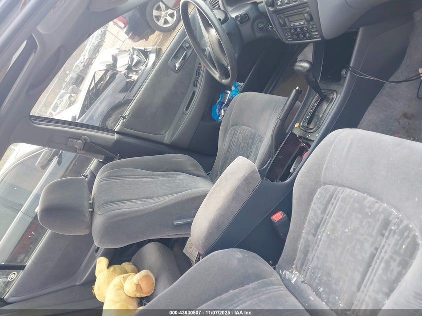 1HGCG5651XA158152 1999 HONDA ACCORD photo no. 5