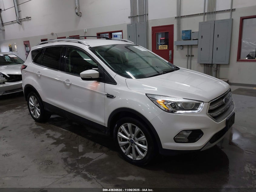 FORD ESCAPE TITANIUM