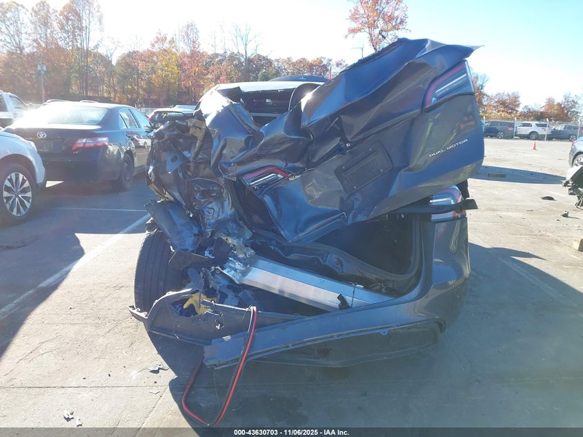 2023 Tesla Model Y Awd/Long Range Dual Motor All-Wheel Drive VIN: 7SAYGAEE0PF710166 Lot: 43630703