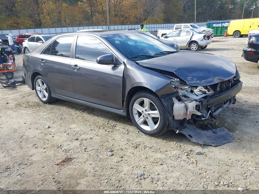 2013 TOYOTA CAMRY SE - 4T1BF1FK1DU675632