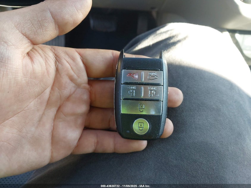 2016 KIA SEDONA EX KNDMC5C16G6148025